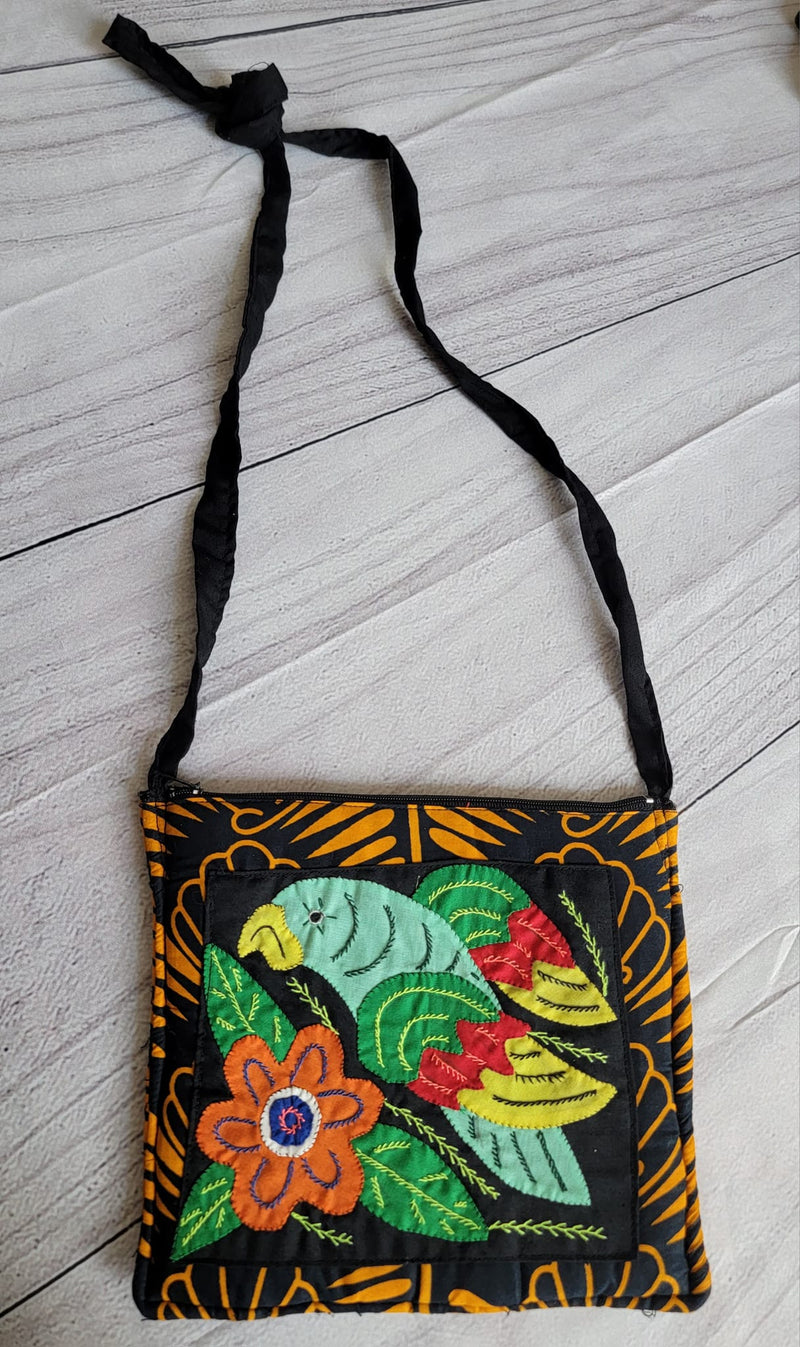 Cartera de Mola- Hecho en Panamá