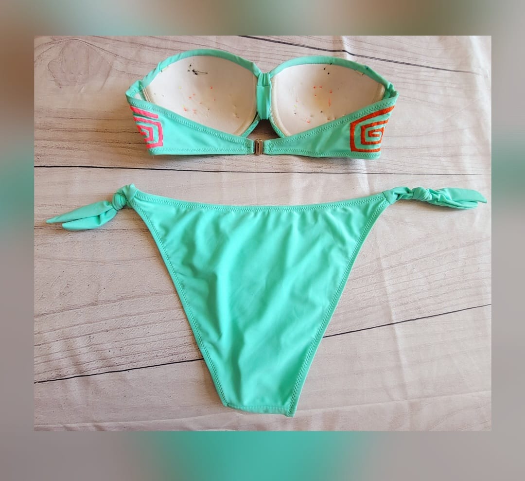 Conjunto de Bikini con Mola - Hecho en Panamá