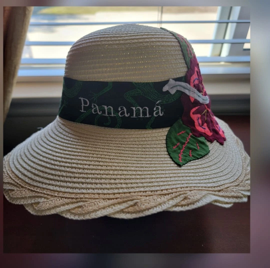 Sombreros de Paja con Mola Kuna Original