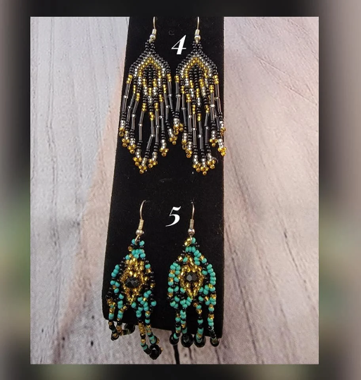 Aretes de Chaquira- Hecho en Panamá