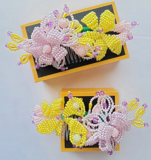 Peinetas con Tembleques Panameños en colores pasteles