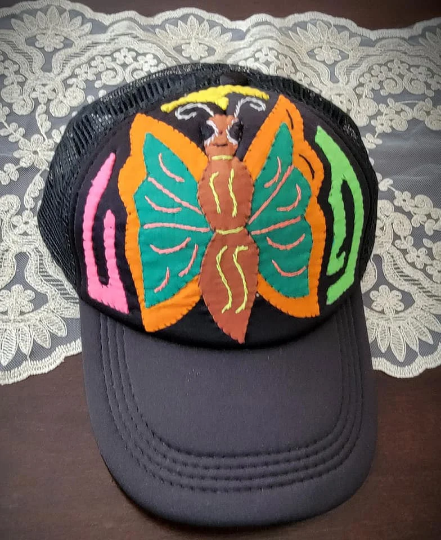 Gorra con Molas Panameñas