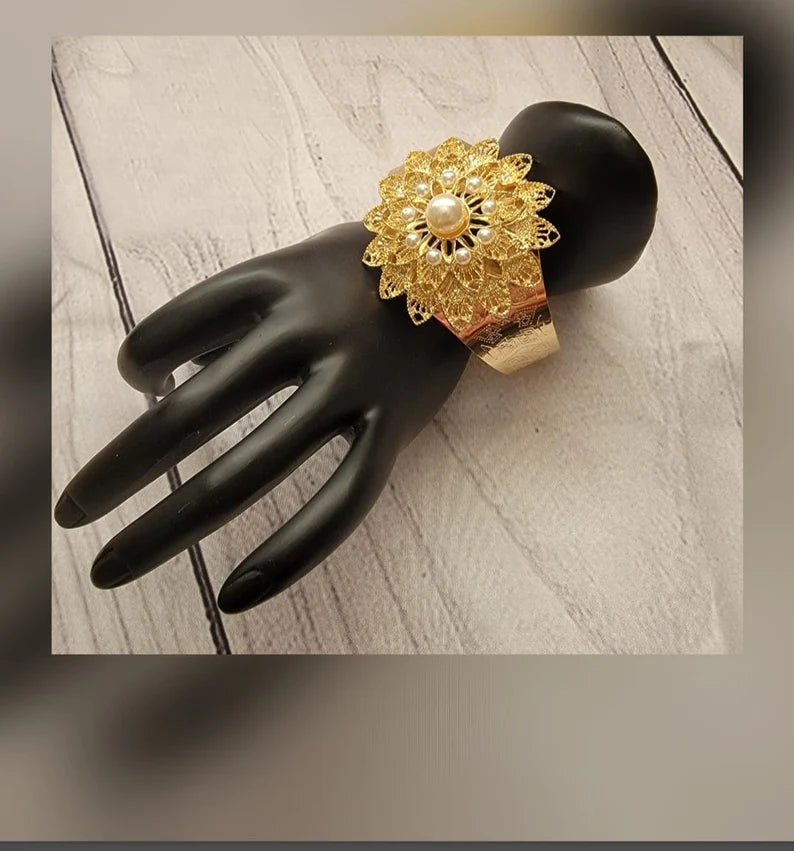 Brazalete de la Pollera Panameña