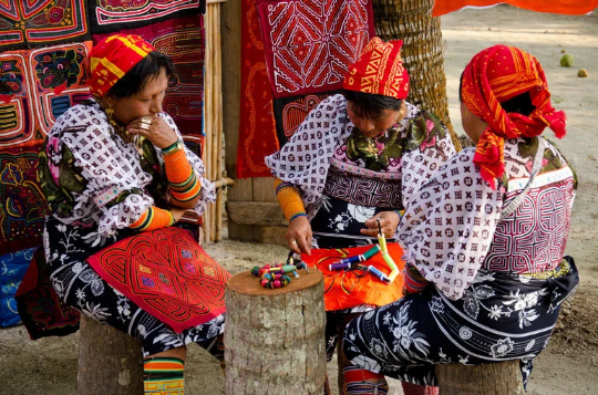 Bandanas de Mola Kuna